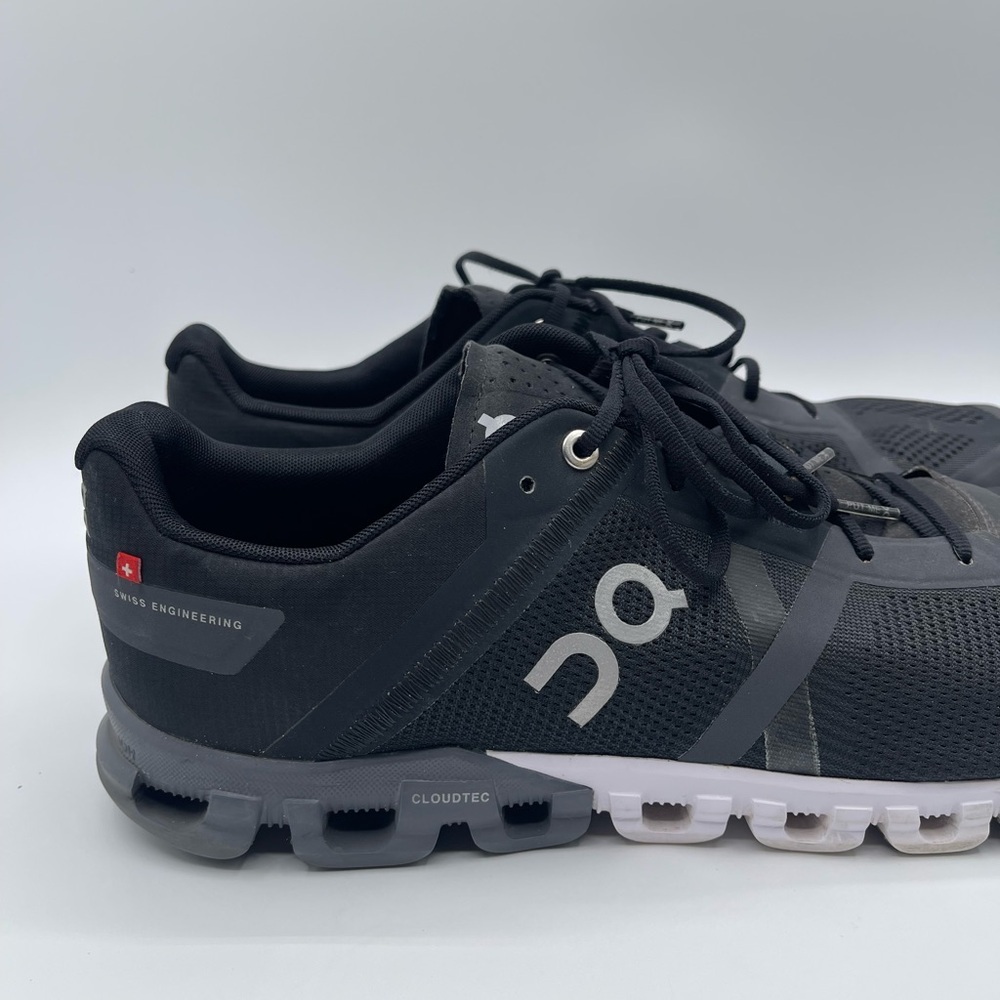 ON RUNNING Cloudflow 3.0 Men’s Size 11.5 Black Asphalt Running Sneaker Shoes - Picture 2 of 8